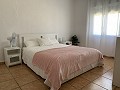 Atemberaubende 4-Schlafzimmer-Villa mit Pool in Caudete in Alicante Dream Homes Hondon