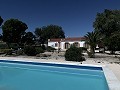 Atemberaubende 4-Schlafzimmer-Villa mit Pool in Caudete in Alicante Dream Homes Hondon