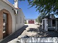 Impresionante villa de 4 dormitorios con piscina en Caudete in Alicante Dream Homes Hondon