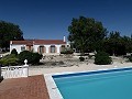 Superbe villa de 4 chambres avec piscine à Caudete in Alicante Dream Homes Hondon