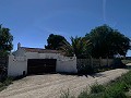 Impresionante villa de 4 dormitorios con piscina en Caudete in Alicante Dream Homes Hondon