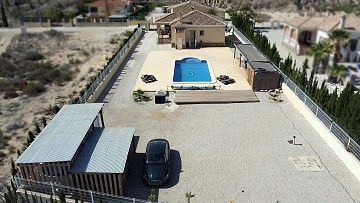 Ongelooflijke villa in Albanilla met zwembad