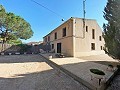 Landhaus mit 4 Schlafzimmern, 4 Minuten außerhalb von Pinoso in Alicante Dream Homes Hondon