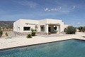 5 year old new build, with 3 bedrooms, 3 bathrooms, large pool and garage in Alicante Dream Homes Hondon