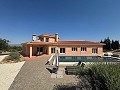 5 slaapkamer bergresort in Biar 38.000m2 grond in Alicante Dream Homes Hondon