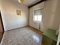 Privé en rustige villa nabij Yecla met 4 grote slaapkamers + zwembad in Alicante Dream Homes Hondon