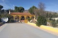 Villa mit 3 Schlafzimmern, großem Pool und Spaziergang in die Stadt in Alicante Dream Homes Hondon