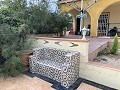 Villa mit 3 Schlafzimmern, großem Pool und Spaziergang in die Stadt in Alicante Dream Homes Hondon