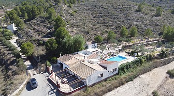 Schöne Villa mit 3 Schlafzimmern und spektakulärer Aussicht.