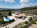 3-Schlafzimmer-Haus mit 15 kW Solar mit großen Zimmern in Alicante Dream Homes Hondon