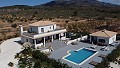 Storslået villa med 5 soveværelser og 4 badeværelser in Alicante Dream Homes Hondon