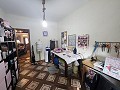 Hervorragendes, hochwertiges 5-Schlafzimmer-Haus mit eingezäuntem Bereich in Alicante Dream Homes Hondon