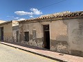 Casa de pueblo para reformar con jardín in Alicante Dream Homes Hondon